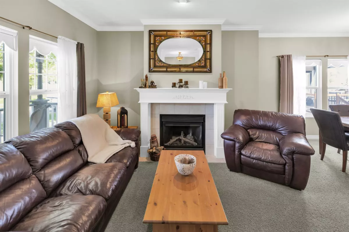 Family Room Photo of 36150 Shadbolt Avenue, Abbotsford, BC