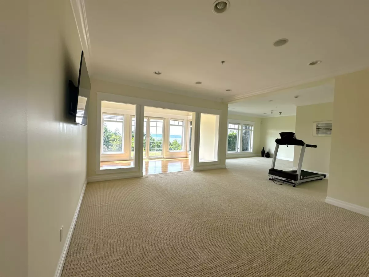 Aerial View of 2358 Constantine Place, West Vancouver, BC