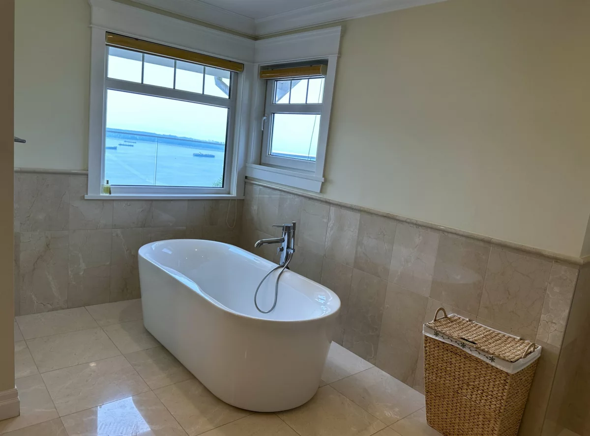 Front Yard Photo of 2358 Constantine Place, West Vancouver, BC