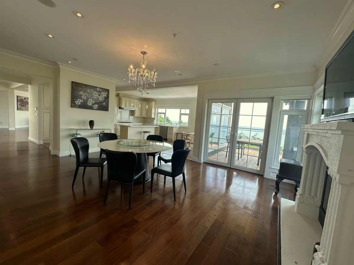 Mudroom Photo of 2358 Constantine Place, West Vancouver, BC