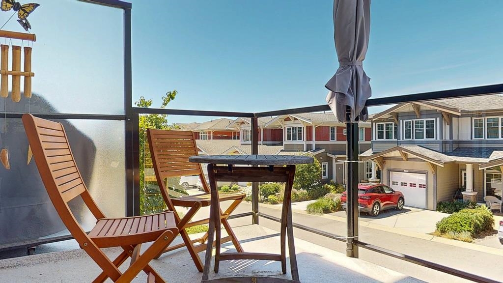 Family Room Photo of 5992 Beachgate Lane, Sechelt, BC