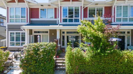 5992 Beachgate Lane, Sechelt, BC, Sechelt — Townhouse for sale