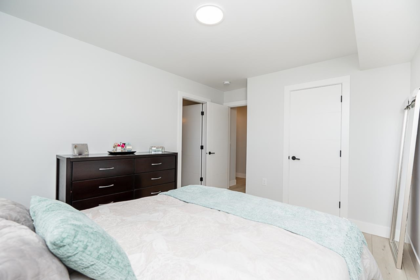 Entry Foyer Photo of 26 30530 Cardinal Avenue, Abbotsford, BC