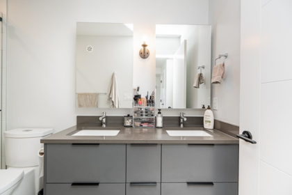 Hallway Photo of 26 30530 Cardinal Avenue, Abbotsford, BC