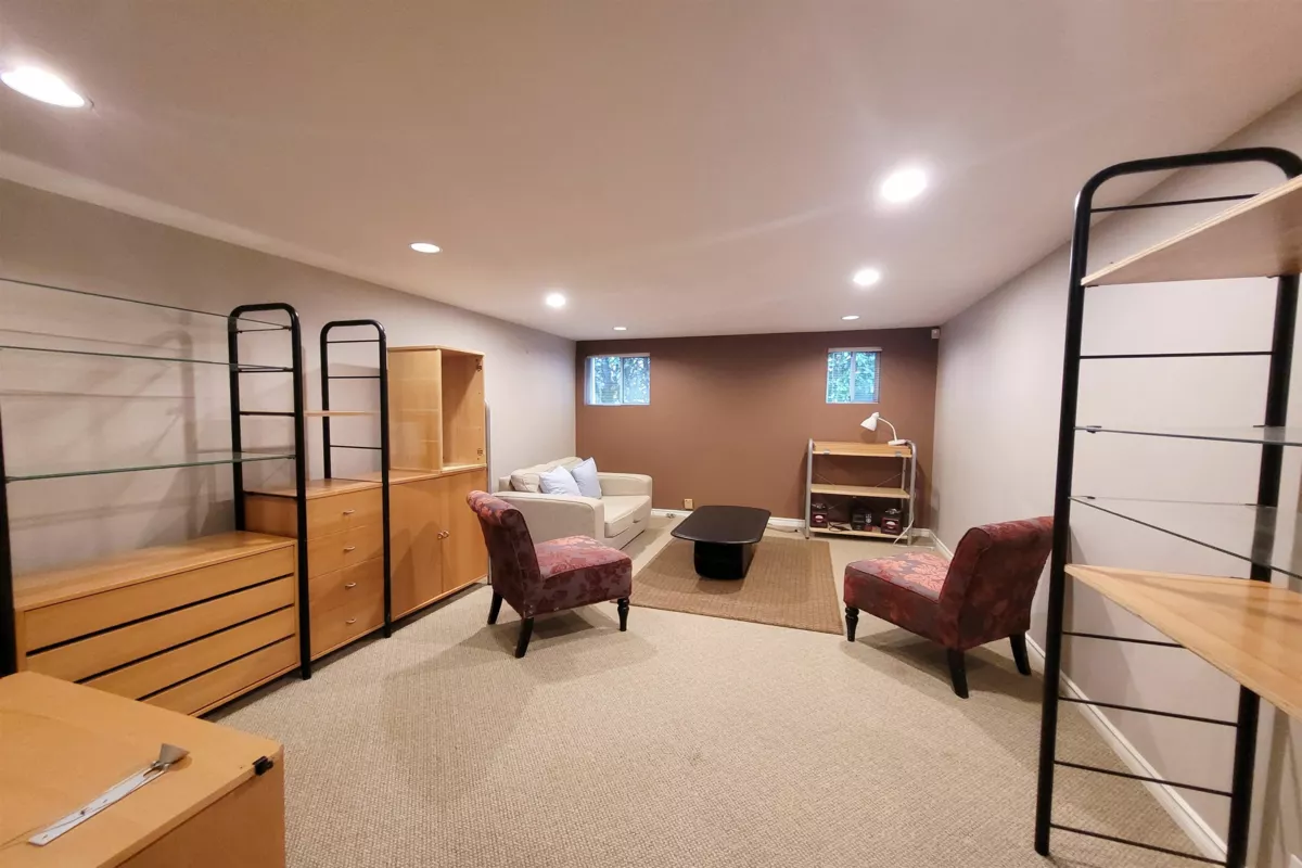 Breakfast Nook Photo of 1467 W 58th Avenue, Vancouver, BC