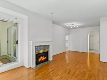104 5735 Hampton Place, Vancouver, BC, Vancouver — Apartment/Condo for sale