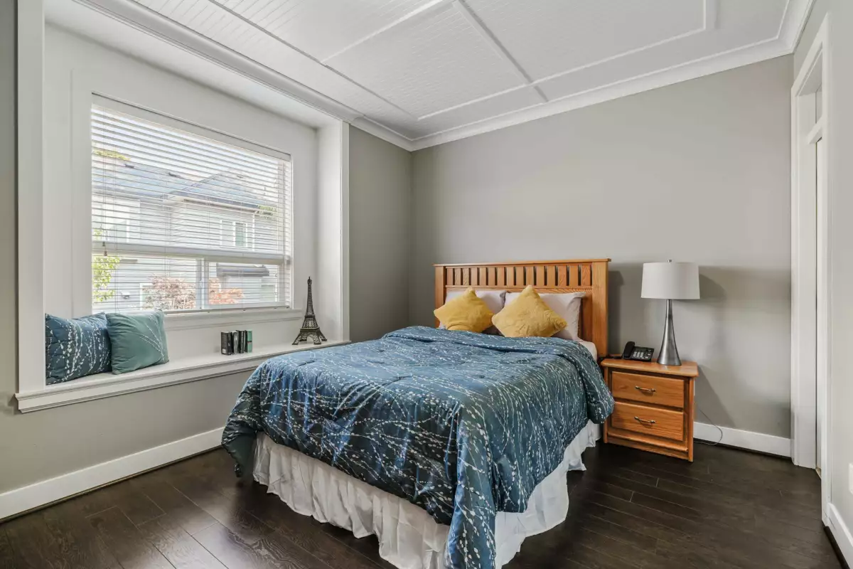 Bedroom 4 Photo of 15913 92 Avenue, Surrey, BC