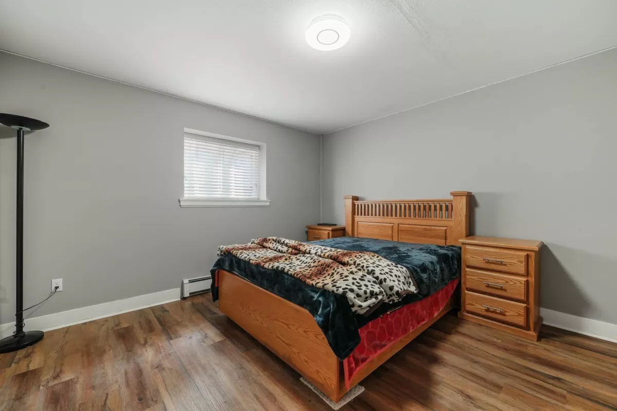 Outdoor Kitchen Photo of 15913 92 Avenue, Surrey, BC