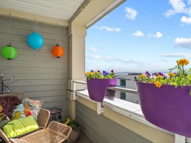 310 15621 Marine Drive, White Rock, BC