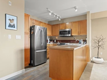 Pantry Photo of 310 15621 Marine Drive, White Rock, BC