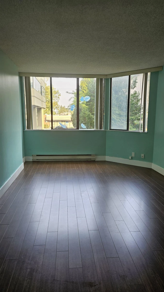 Family Room Photo of 203 6540 Burlington Avenue, Burnaby, BC