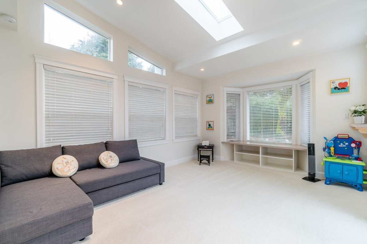 Primary Bedroom Photo of 14928 93a Avenue, Surrey, BC