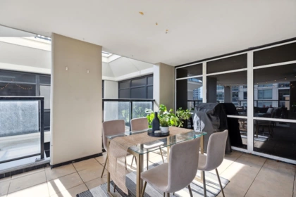 202 610 Victoria Street, New Westminster, BC, New Westminster — Apartment/Condo for sale