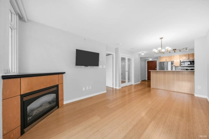 602 2733 Chandlery Place, Vancouver, BC, Vancouver — Apartment/Condo for sale