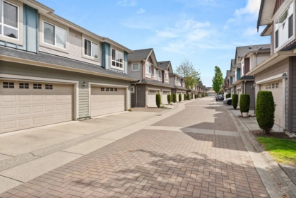 22 11393 Steveston Highway, Richmond, BC, Richmond — Townhouse for sale