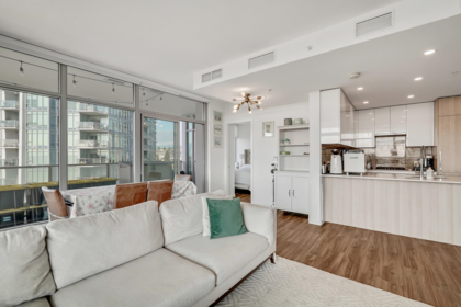 1209 1888 Gilmore Avenue, Burnaby, BC, Burnaby — Apartment/Condo for sale