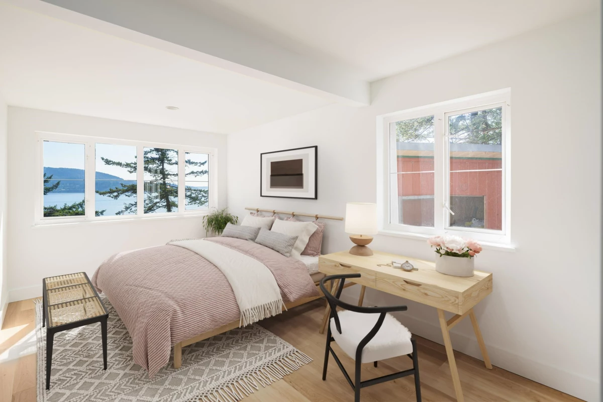 Hallway Photo of 1485 Webb Road, Bowen Island, BC