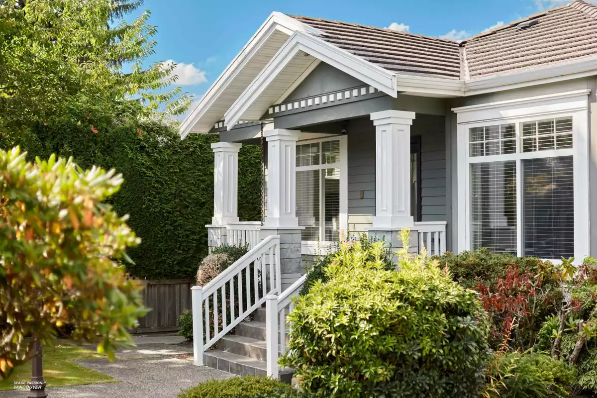 Backyard Photo of 3937 Elmwood Street, Burnaby, BC