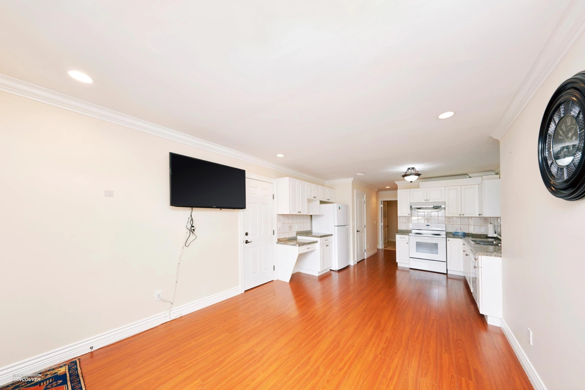 Mudroom Photo of 3937 Elmwood Street, Burnaby, BC