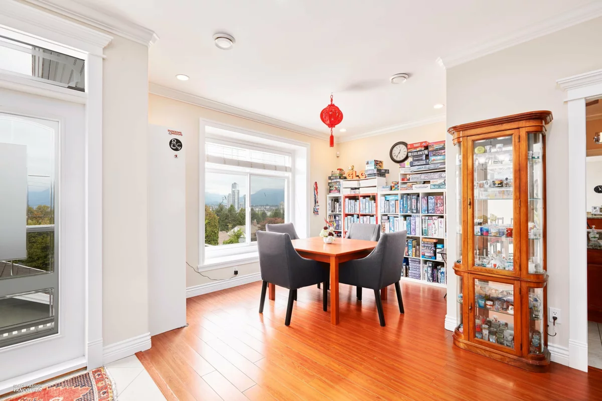 Primary Bathroom Photo of 3937 Elmwood Street, Burnaby, BC