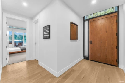 1002 6707 Nelson Avenue, West Vancouver, BC