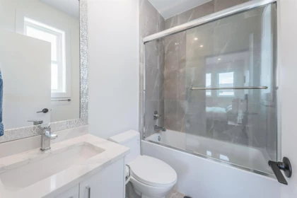 Powder Room Photo of 8357 209b Street, Langley, BC
