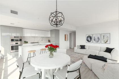 Pantry Photo of 3805 2085 Skyline Court, Burnaby, BC