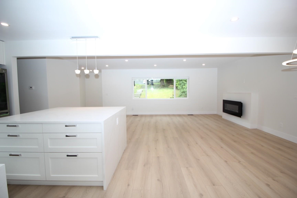 Kitchen Photo of 2076 Clare Place, Port Coquitlam, BC