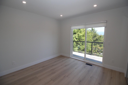 Breakfast Nook Photo of 2076 Clare Place, Port Coquitlam, BC