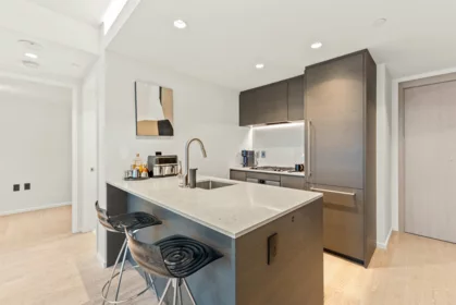 1304 1482 Robson Street, Vancouver, BC