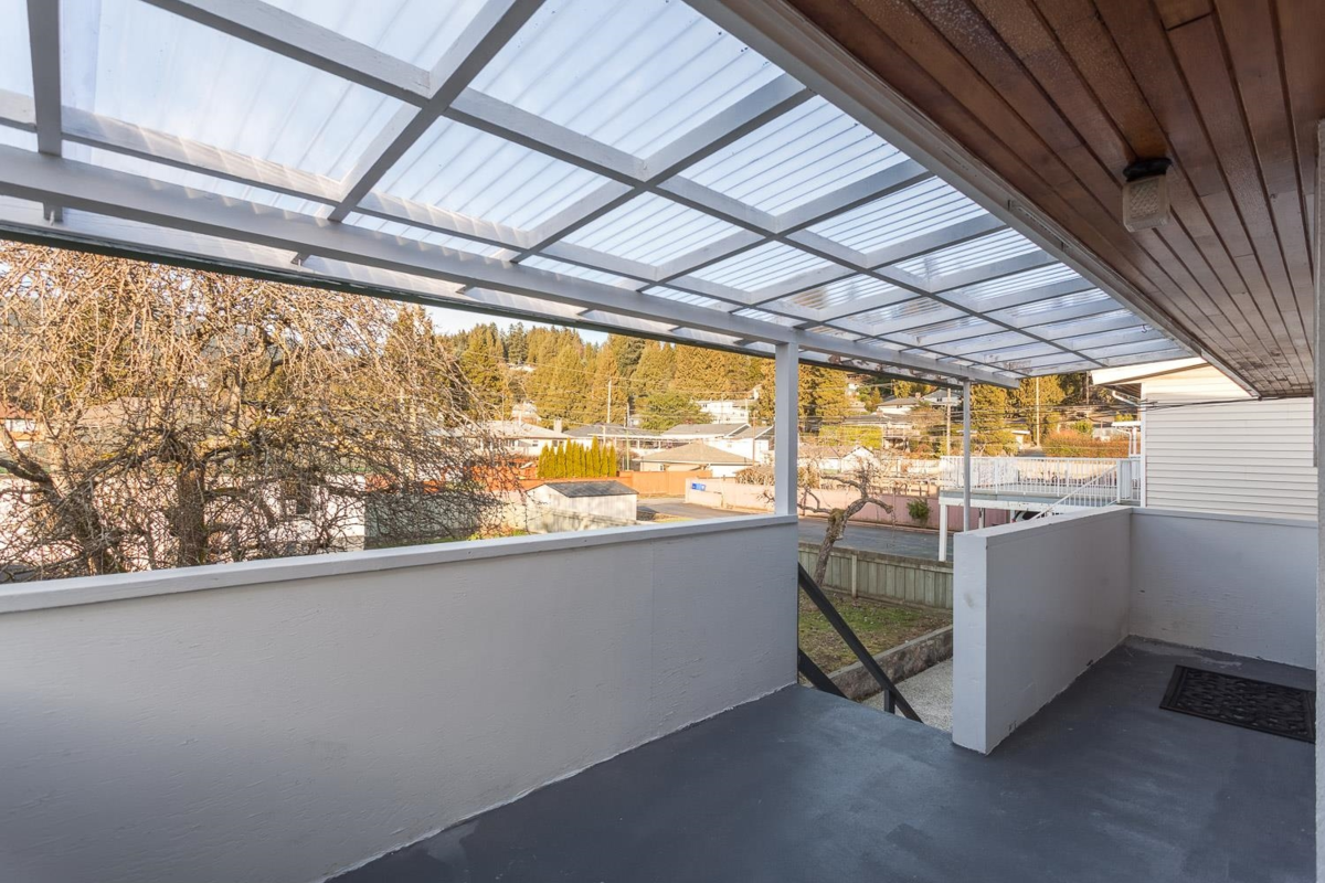 Garden / Landscaping Photo of 342 E 18th Street, North Vancouver, BC