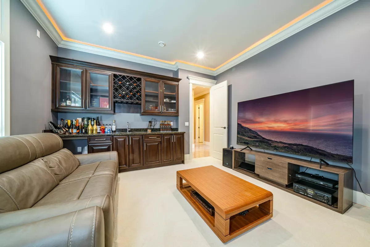 Primary Bathroom Photo of 8100 Fairlane Road, Richmond, BC