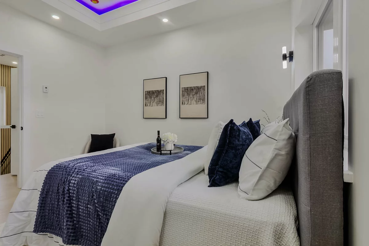 Breakfast Nook Photo of 2 585 E 60th Avenue, Vancouver, BC