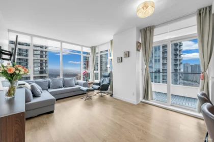 2507 6080 Mckay Avenue, Burnaby, BC, Burnaby — Apartment/Condo for sale