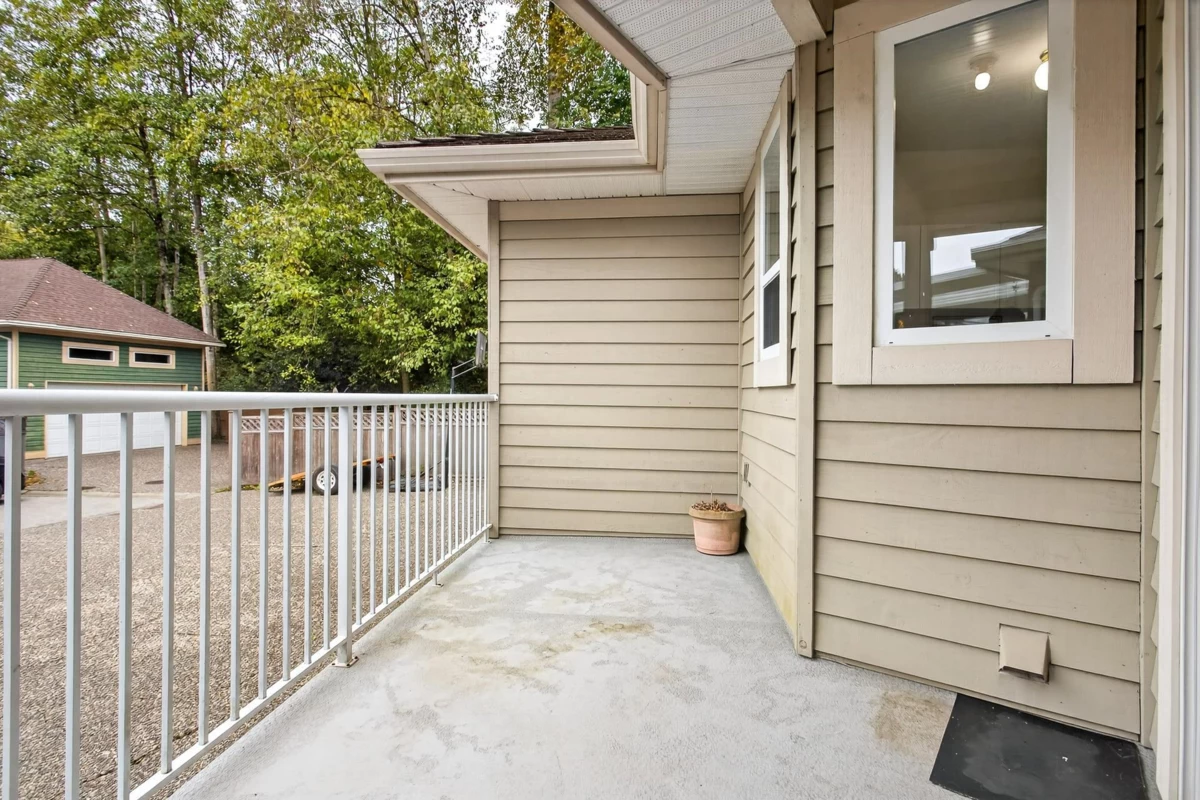 Garden / Landscaping Photo of 6748 Chateau Court, Delta, BC