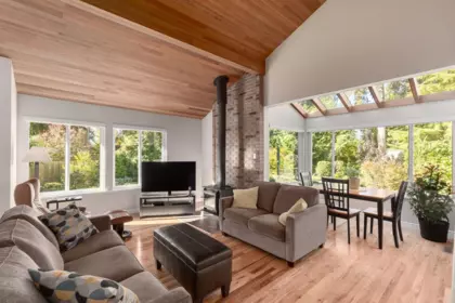 4132 Virginia Crescent, North Vancouver, BC, North Vancouver — Single Family Residence for sale
