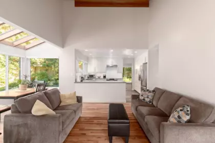 4132 Virginia Crescent, North Vancouver, BC, North Vancouver — Single Family Residence for sale