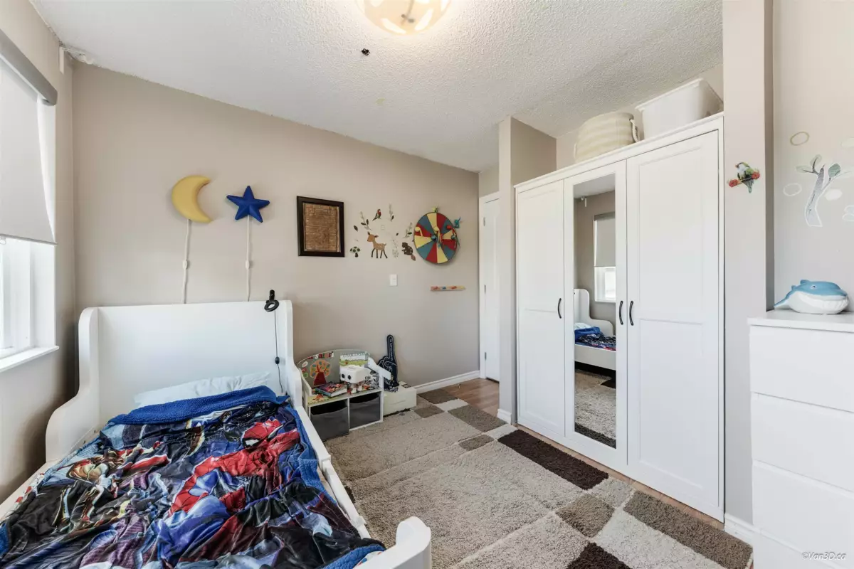 Entry Foyer Photo of 3010 Firbrook Place, Coquitlam, BC