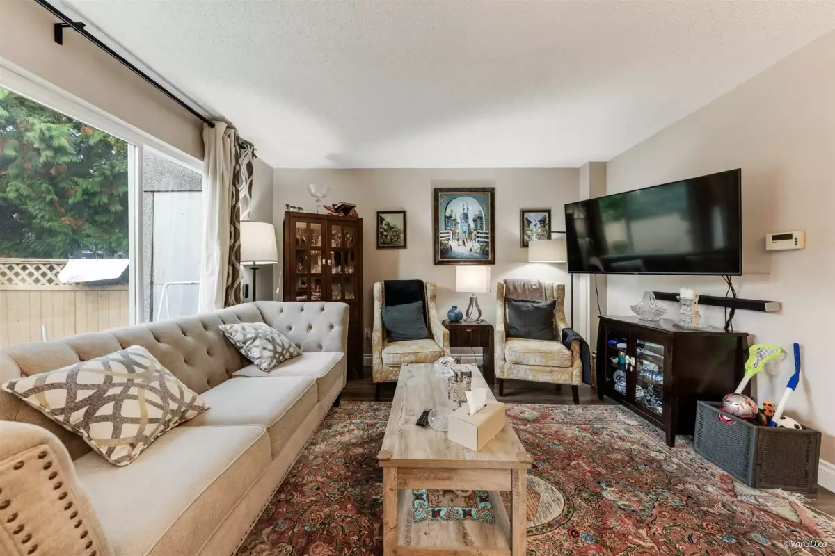 Living Room Photo of 3010 Firbrook Place, Coquitlam, BC