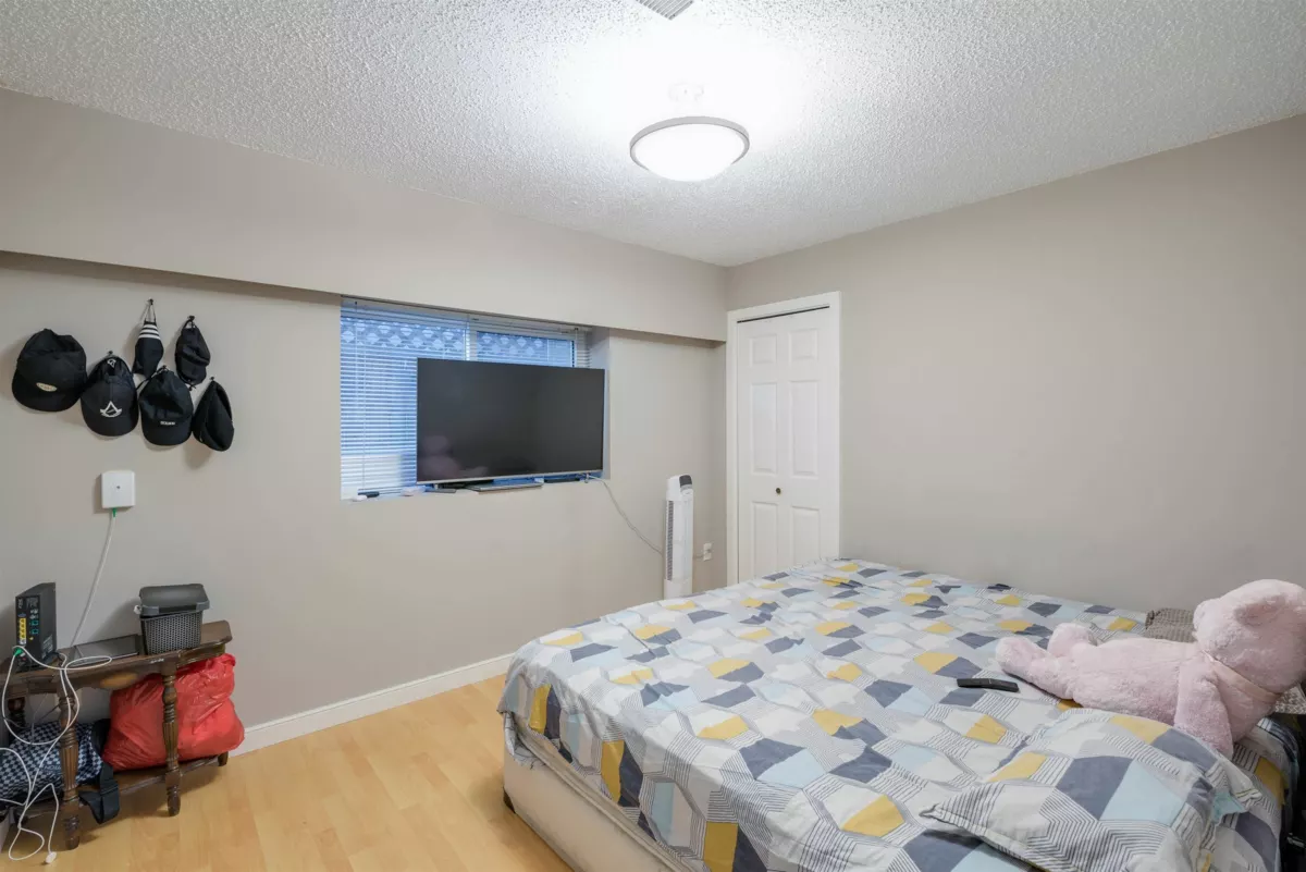 Basement Recreation Room Photo of 4767 Union Street, Burnaby, BC