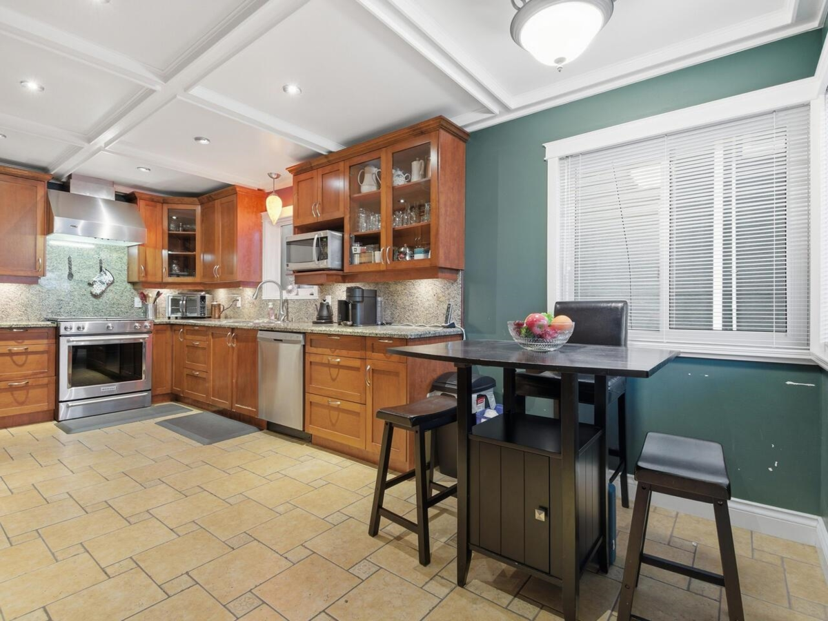 Breakfast Nook Photo of 4767 Union Street, Burnaby, BC