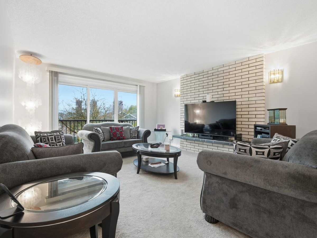 Living Room Photo of 4767 Union Street, Burnaby, BC