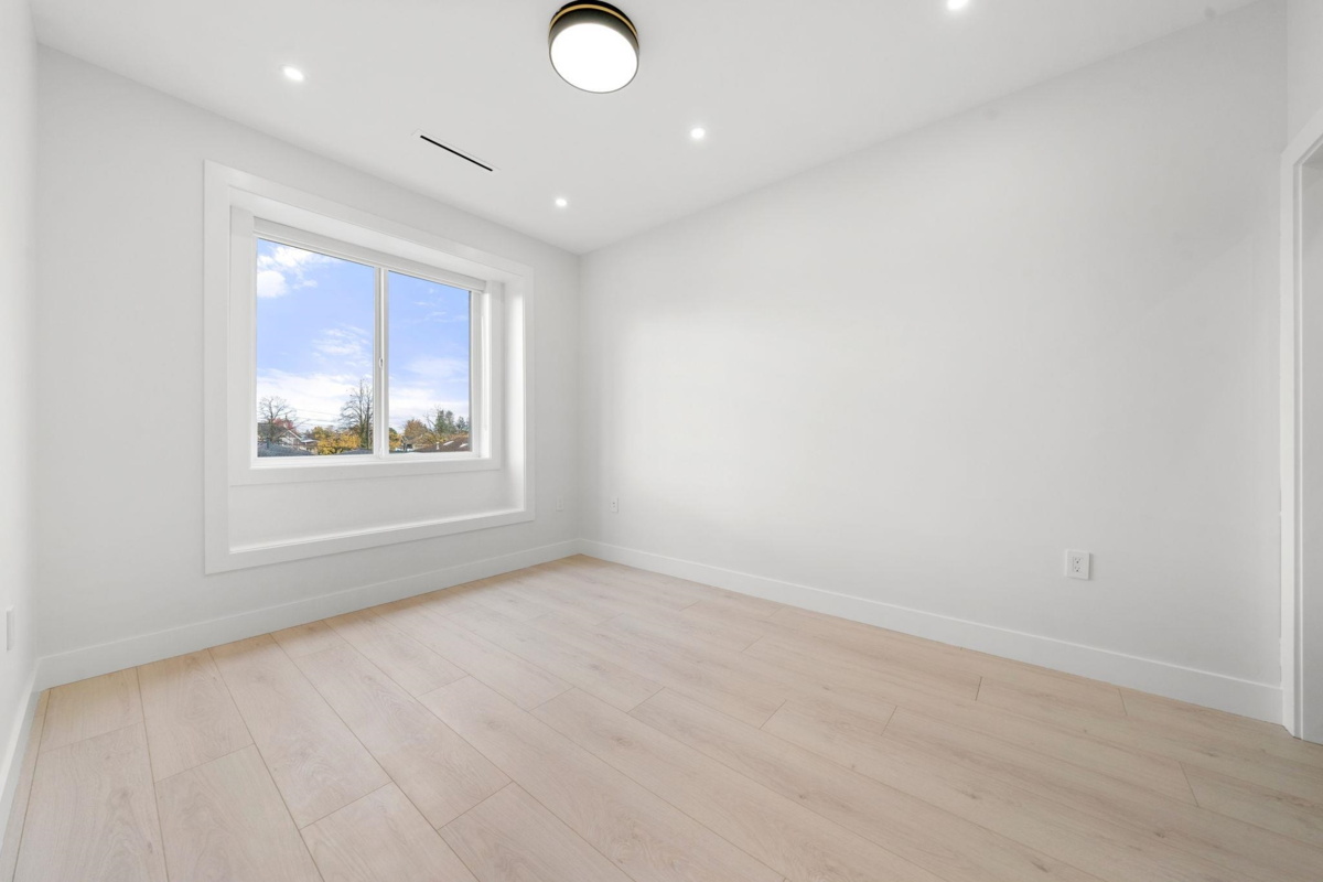 Aerial View of 1 3274 E 44th Avenue, Vancouver, BC