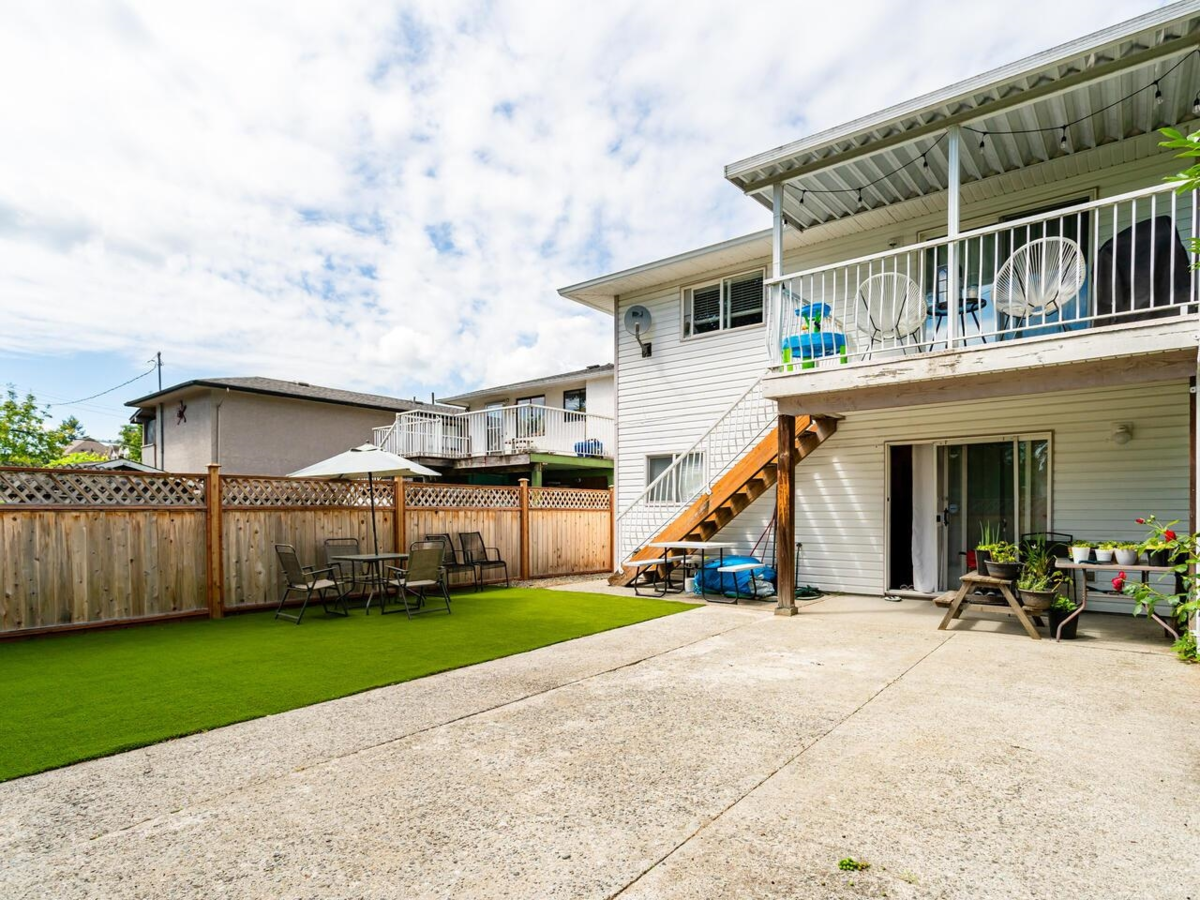 Loft / Bonus Room Photo of 1986 Fraser Avenue, Port Coquitlam, BC