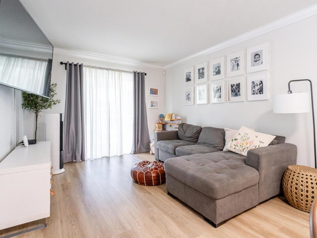 Primary Bedroom Photo of 1986 Fraser Avenue, Port Coquitlam, BC