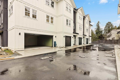 Loft / Bonus Room Photo of 6 2360 Crescent Way, Abbotsford, BC