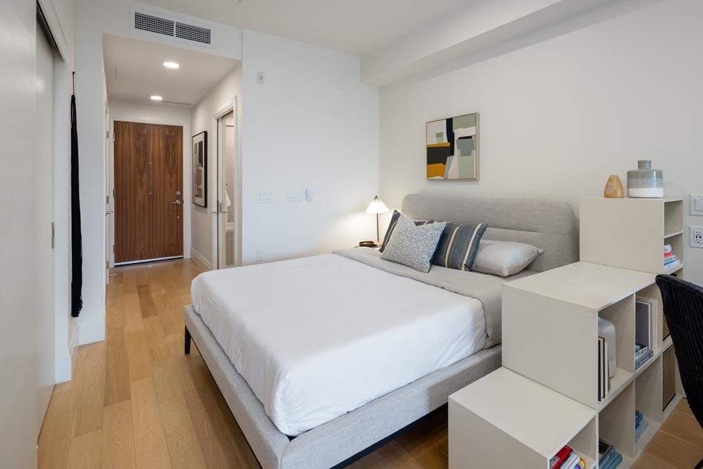 Primary Bathroom Photo of 410 2550 Garden Drive, Vancouver, BC