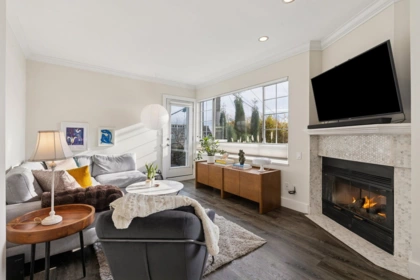 101 2440 Haywood Avenue, West Vancouver, BC, West Vancouver — Apartment/Condo for sale