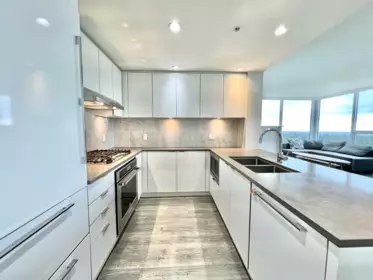 3106 5883 Barker Avenue, Burnaby, BC, Burnaby — Apartment/Condo for sale