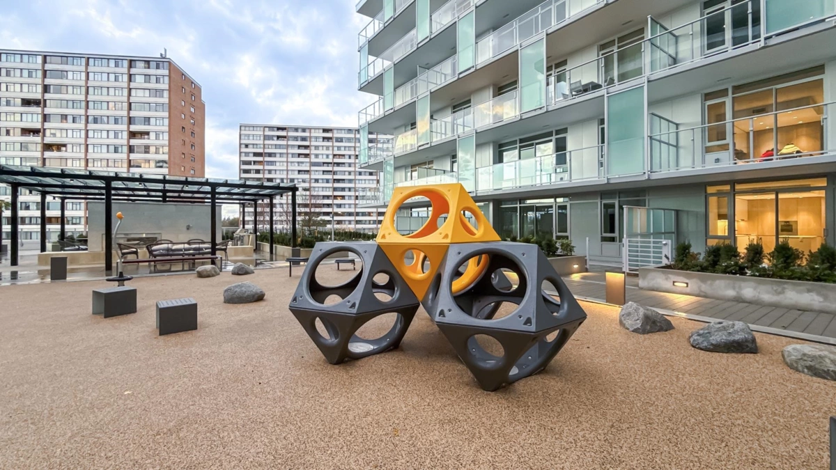 Swimming Pool Photo of 744 6500 Minoru Boulevard, Richmond, BC